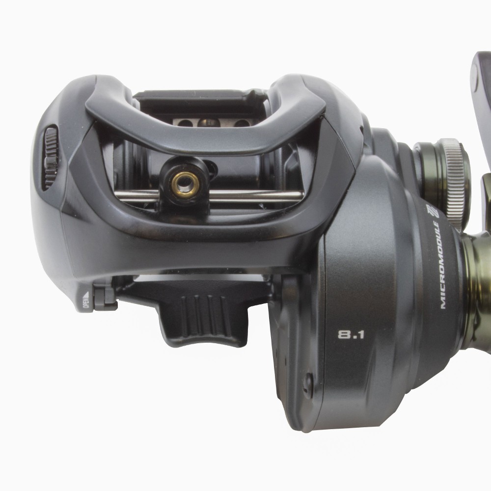 Shimano CURADO MGL K 71XG Baitcastrolle 150m/ 0,25mm - 8,1:1 - 195g