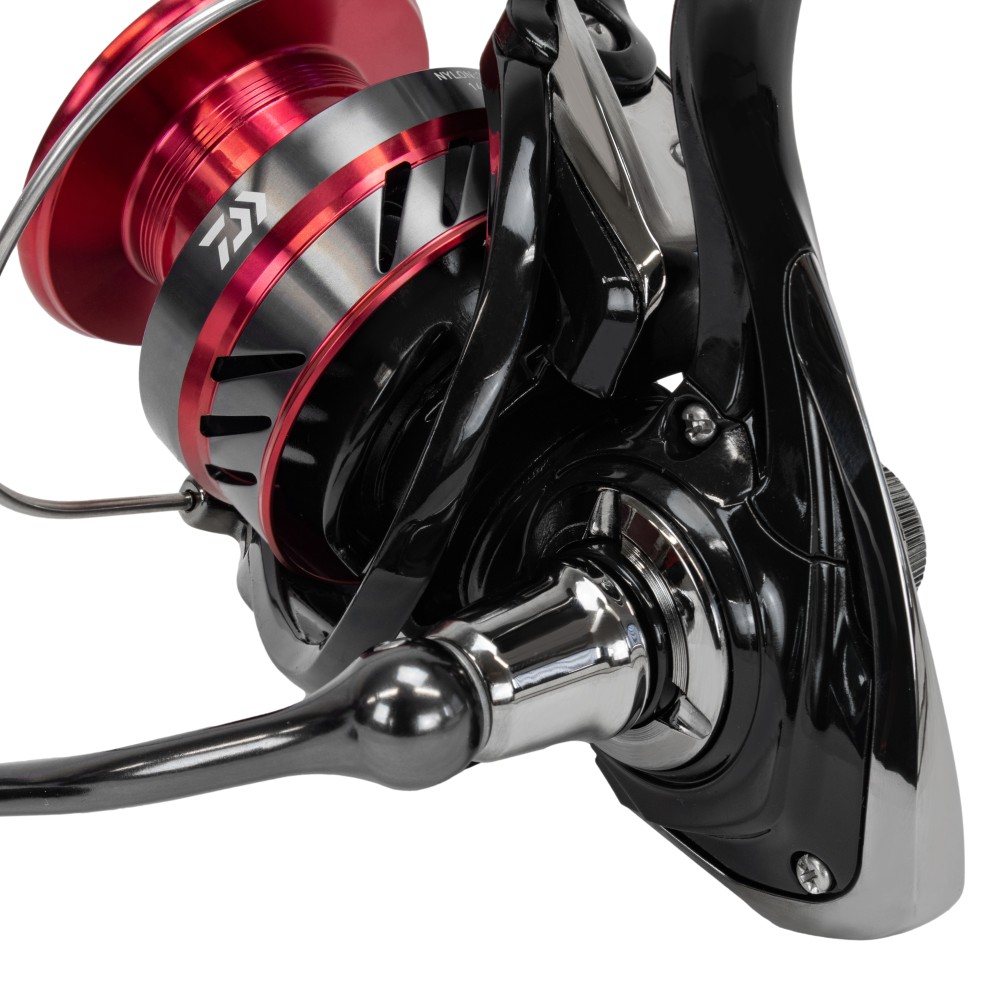 Daiwa Ninja LT Spinnrolle 2000 - 150m/ 0,16mm - 5,2:1 - 215g