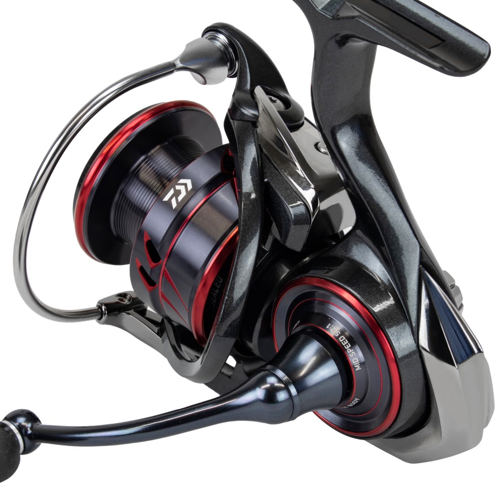 Daiwa Ballistic MQ LT 2500D-XH - 150m/ 0,28mm - 6,2:1 - 195g