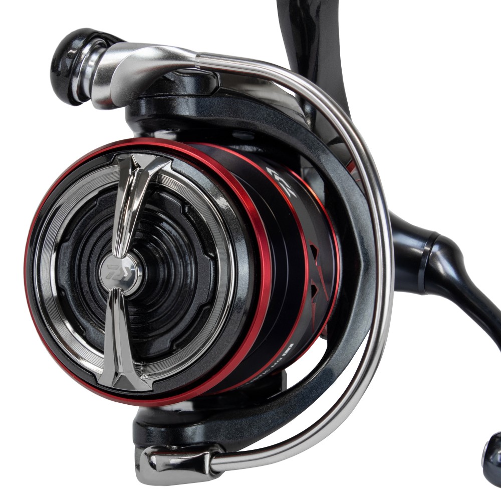 Daiwa Ballistic MQ LT 2500D-XH - 150m/ 0,28mm - 6,2:1 - 195g